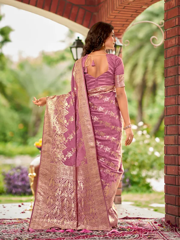 Manohari_Womens_Most_Trendy_Banarasi_Satin_Silk_Woven_Rose_Pink_Saree_With_Heavy_Jacquard_Work_Saree_With_Blouse_Piece