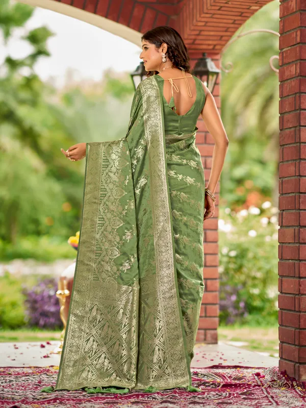 Manohari_Womens_Most_Trendy_Banarasi_Satin_Silk_Woven_Olive_Green_Saree_With_Heavy_Jacquard_Work_Saree_With_Blouse_Piece