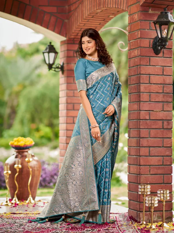 Manohari_Womens_Most_Trendy_Banarasi_Satin_Silk_Woven_Cyan_Blue_Saree_With_Heavy_Jacquard_Work_Saree_With_Blouse_Piece