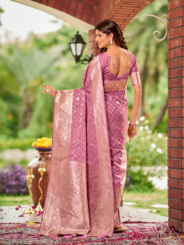 Manohari_Womens_Most_Trendy_Banarasi_Satin_Silk_Woven_Rose_Pink_Saree_With_Heavy_Jacquard_Work_Saree_With_Blouse_Piece
