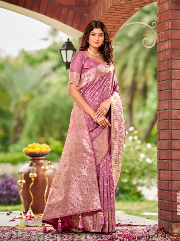 Manohari_Womens_Most_Trendy_Banarasi_Satin_Silk_Woven_Rose_Pink_Saree_With_Heavy_Jacquard_Work_Saree_With_Blouse_Piece