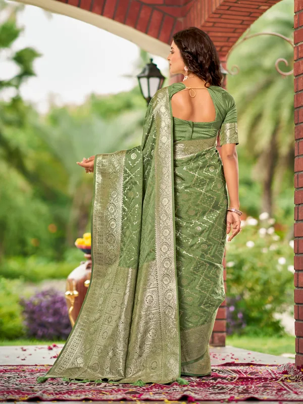 Manohari_Womens_Most_Trendy_Banarasi_Satin_Silk_Woven_Olive_Green_Saree_With_Heavy_Jacquard_Work_Saree_With_Blouse_Piece