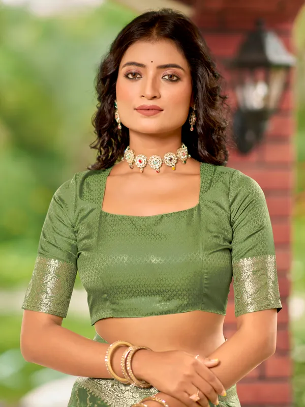 Manohari_Womens_Most_Trendy_Banarasi_Satin_Silk_Woven_Olive_Green_Saree_With_Heavy_Jacquard_Work_Saree_With_Blouse_Piece