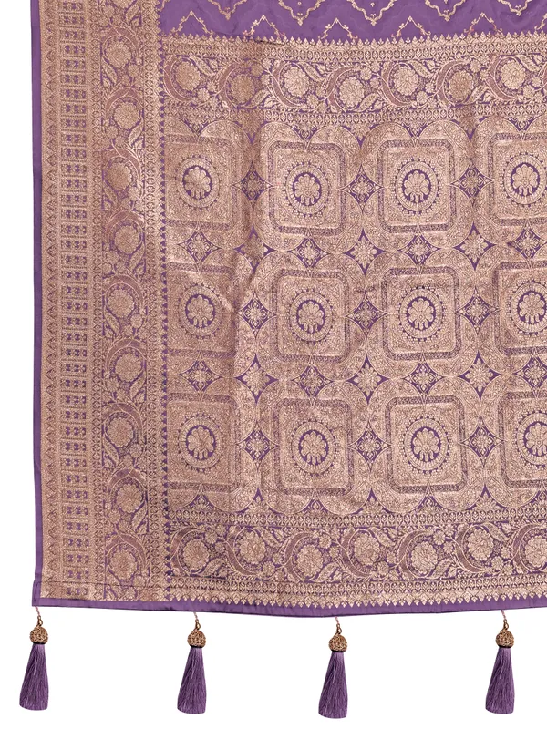 Manohari_Womens_Most_Trendy_Banarasi_Satin_Silk_Woven_Lavender_Purple_Saree_With_Heavy_Jacquard_Work_Saree_With_Blouse_Piece