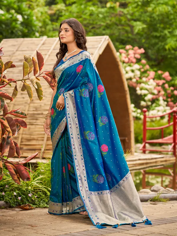 Manohari_Womens_Most_Trendy_Banarasi_Satin_Silk_Woven_Peacock_Blue_Colorful_Flower_Pattern_Saree_With_Heavy_Jacquard_Work_Saree_With_Blouse_Piece