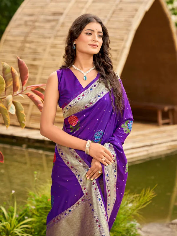 Manohari_Womens_Most_Trendy_Banarasi_Satin_Silk_Woven_Purple_Colorful_Flower_Pattern_Saree_With_Heavy_Jacquard_Work_Saree_With_Blouse_Piece