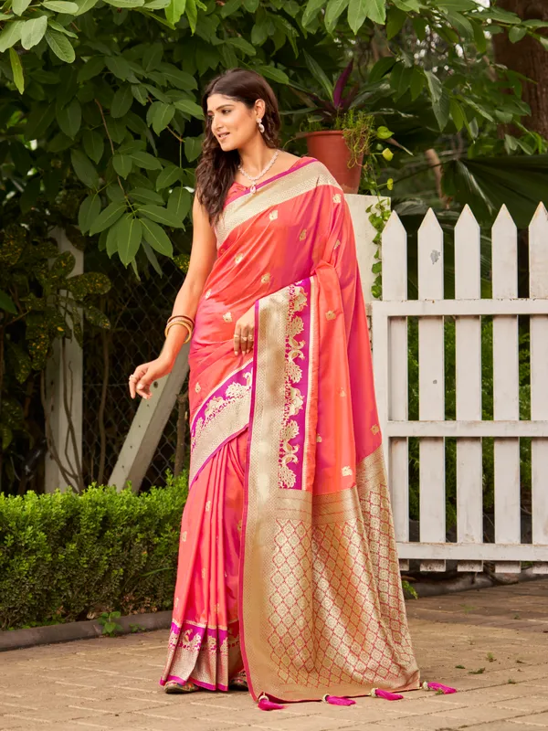 Manohari_Womens_Most_Trendy_Banarasi_Satin_Silk_Woven_Coral_Orange_Animal_Design_Pattern_Pattern_Saree_With_Heavy_Jacquard_Work_Saree_With_Blouse_Piece