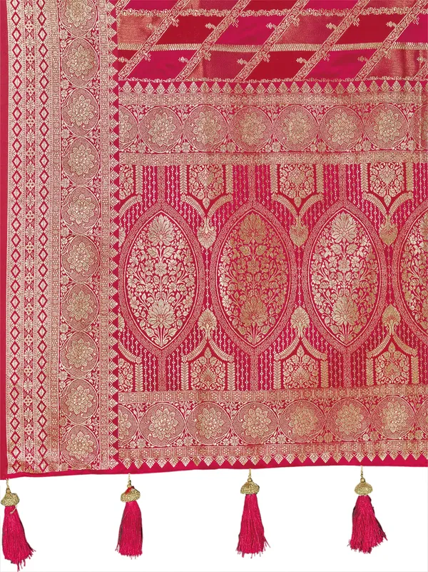Manohari_Womens_Most_Trendy_Banarasi_Satin_Silk_Woven_Dark_Pink_Saree_With_Heavy_Jacquard_Work_Saree_With_Blouse_Piece