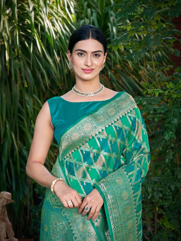 Manohari_Womens_Most_Trendy_Banarasi_Satin_Silk_Woven_Aqua_Green_Saree_With_Heavy_Jacquard_Work_Saree_With_Blouse_Piece