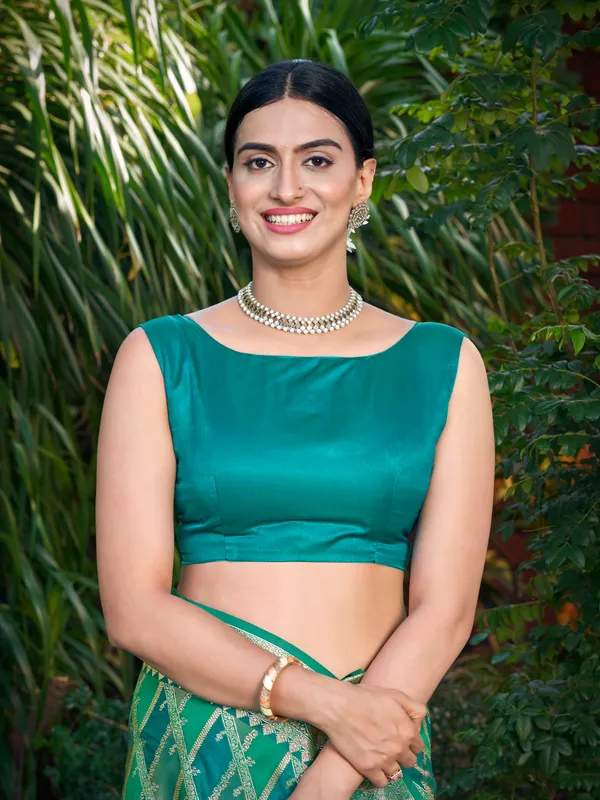 Manohari_Womens_Most_Trendy_Banarasi_Satin_Silk_Woven_Aqua_Green_Saree_With_Heavy_Jacquard_Work_Saree_With_Blouse_Piece