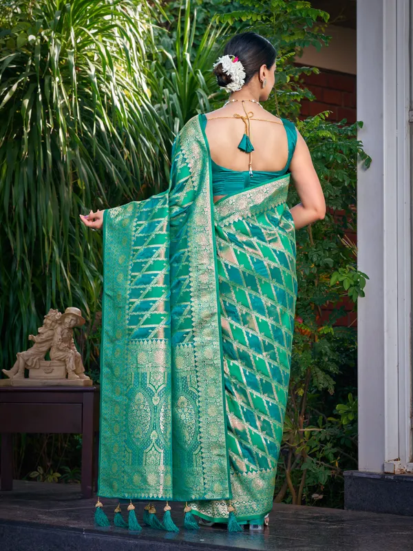 Manohari_Womens_Most_Trendy_Banarasi_Satin_Silk_Woven_Aqua_Green_Saree_With_Heavy_Jacquard_Work_Saree_With_Blouse_Piece