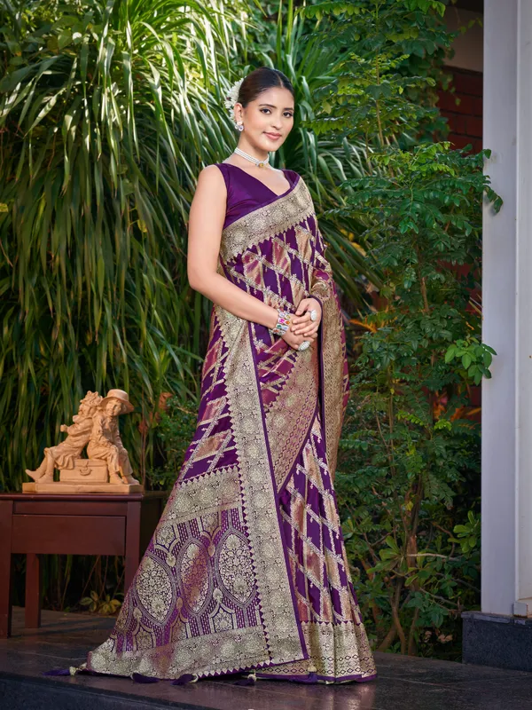 Manohari_Womens_Most_Trendy_Banarasi_Satin_Silk_Woven_Purple_Wine_Saree_With_Heavy_Jacquard_Work_Saree_With_Blouse_Piece