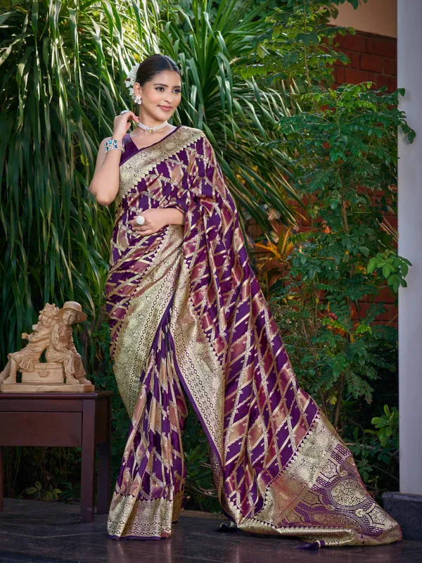 Manohari_Womens_Most_Trendy_Banarasi_Satin_Silk_Woven_Purple_Wine_Saree_With_Heavy_Jacquard_Work_Saree_With_Blouse_Piece