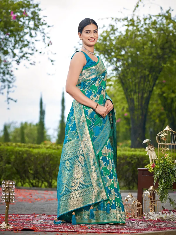 Manohari_Womens_Most_Trendy_Banarasi_Satin_Silk_Woven_Turquiose_Blue_Saree_With_Heavy_Jacquard_Work_Saree_With_Blouse_Piece