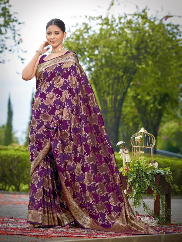 Manohari_Womens_Most_Trendy_Banarasi_Satin_Silk_Woven_Purple_Wine_Saree_With_Heavy_Jacquard_Work_Saree_With_Blouse_Piece