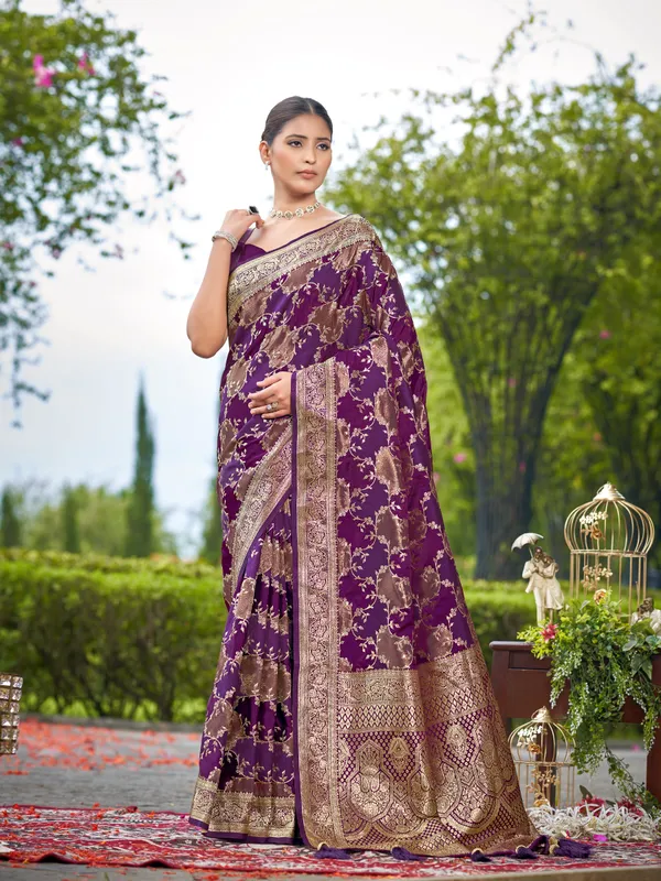 Manohari_Womens_Most_Trendy_Banarasi_Satin_Silk_Woven_Purple_Wine_Saree_With_Heavy_Jacquard_Work_Saree_With_Blouse_Piece