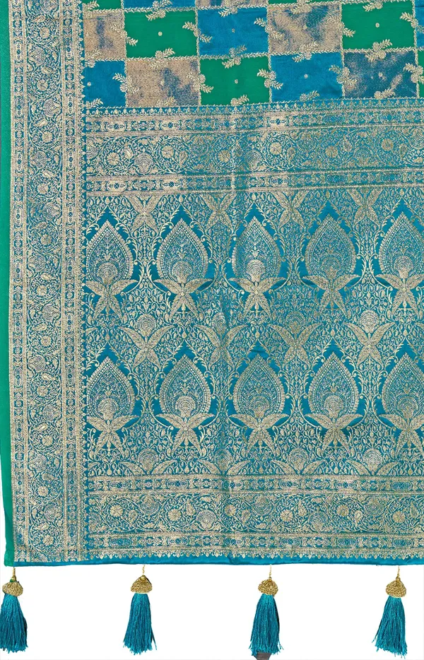 Manohari_Womens_Most_Trendy_Banarasi_Satin_Silk_Woven_Turquiose_Blue_Saree_With_Heavy_Jacquard_Work_Saree_With_Blouse_Piece
