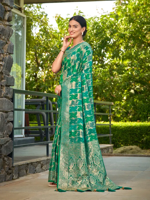 Manohari_Womens_Most_Trendy_Banarasi_Satin_Silk_Woven_Aqua_Green_Saree_With_Heavy_Jacquard_Work_Saree_With_Blouse_Piece