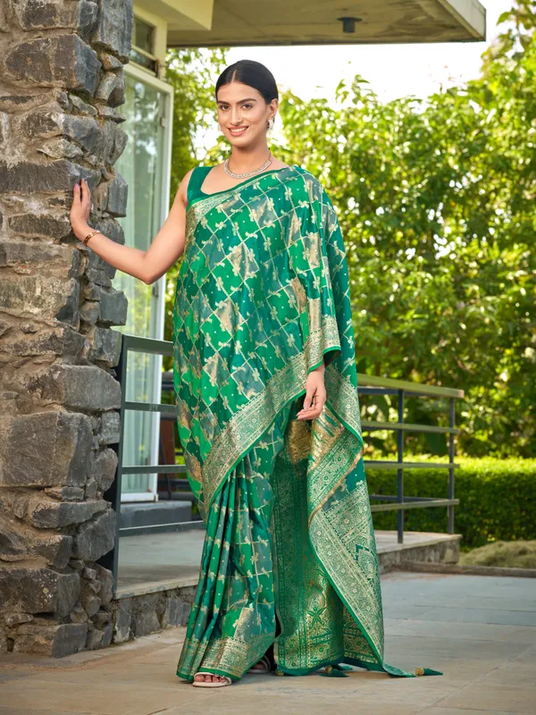 Manohari_Womens_Most_Trendy_Banarasi_Satin_Silk_Woven_Aqua_Green_Saree_With_Heavy_Jacquard_Work_Saree_With_Blouse_Piece
