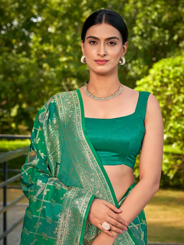 Manohari_Womens_Most_Trendy_Banarasi_Satin_Silk_Woven_Aqua_Green_Saree_With_Heavy_Jacquard_Work_Saree_With_Blouse_Piece