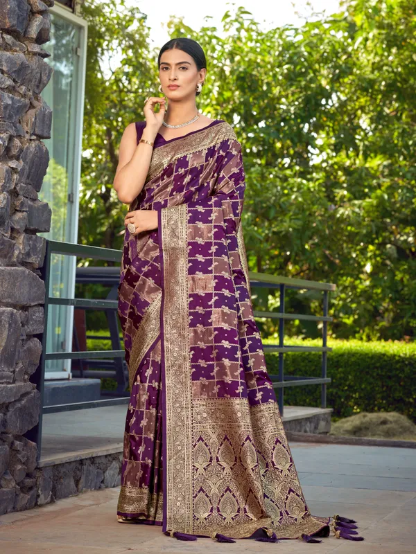 Manohari_Womens_Most_Trendy_Banarasi_Satin_Silk_Woven_Purple_Wine_Saree_With_Heavy_Jacquard_Work_Saree_With_Blouse_Piece