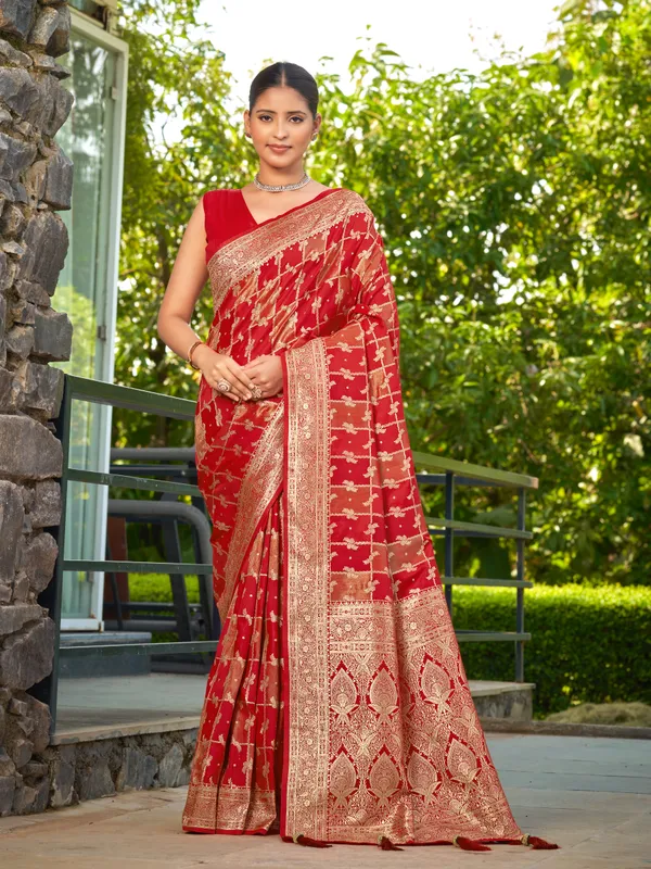 Manohari_Womens_Most_Trendy_Banarasi_Satin_Silk_Woven_Vibrant_Red_Saree_With_Heavy_Jacquard_Work_Saree_With_Blouse_Piece