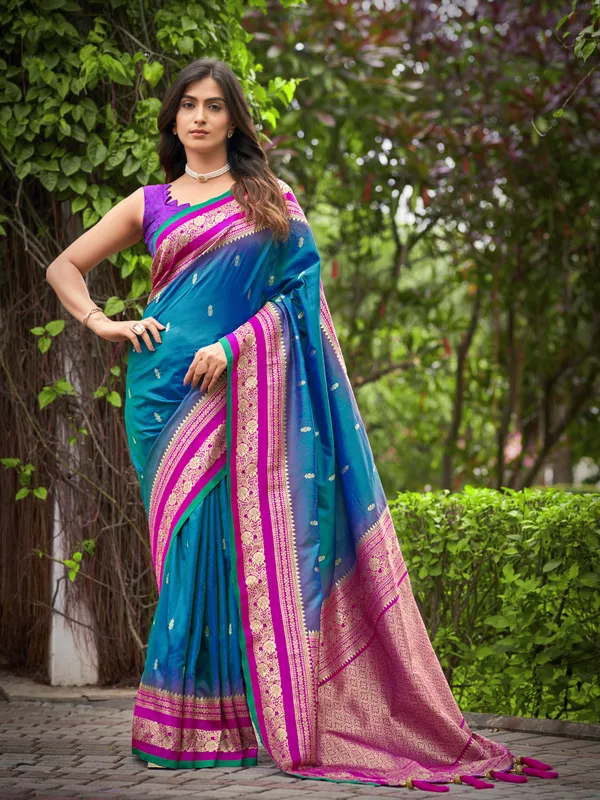Manohari_Womens_Most_Trendy_Banarasi_Satin_Silk_Woven_Deep_Blue_And_Pink_Saree_With_Heavy_Jacquard_Work_Saree_With_Blouse_Piece