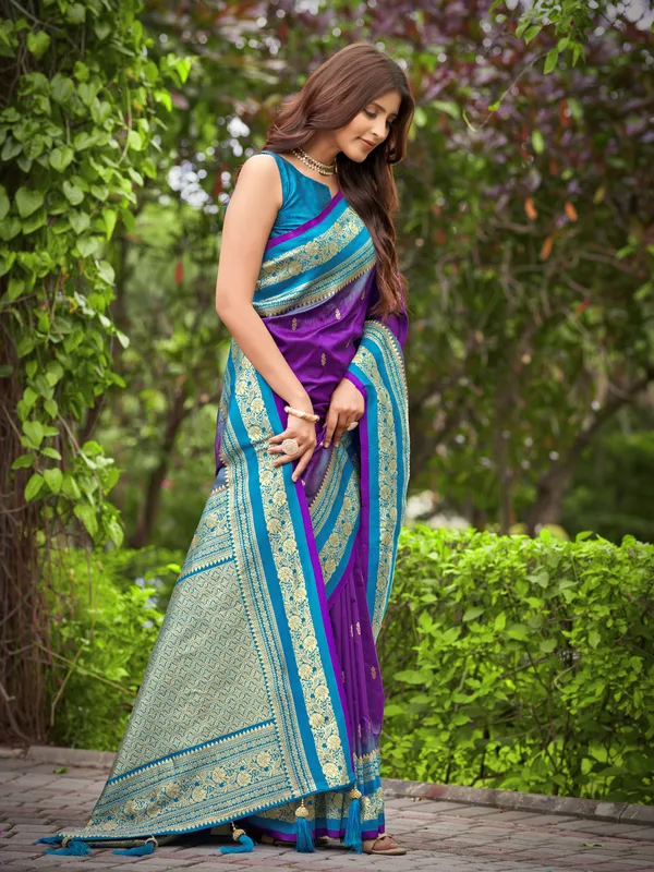 Manohari_Womens_Most_Trendy_Banarasi_Satin_Silk_Woven_Dark_Purple_And_Blue_Saree_With_Heavy_Jacquard_Work_Saree_With_Blouse_Piece