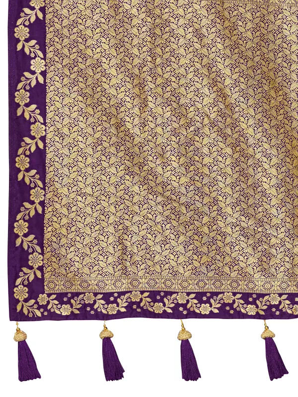Manohari_Womens_Most_Trendy_Banarasi_Satin_Silk_Woven_Dark_Purple_Saree_With_Heavy_Jacquard_Work_Saree_With_Blouse_Piece