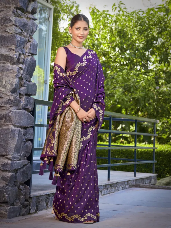 Manohari_Womens_Most_Trendy_Banarasi_Satin_Silk_Woven_Dark_Purple_Saree_With_Heavy_Jacquard_Work_Saree_With_Blouse_Piece