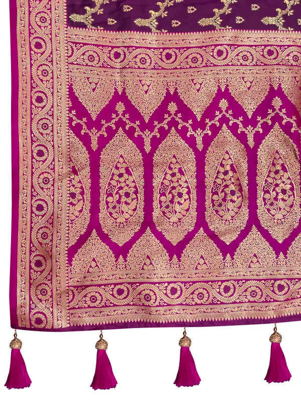 Manohari_Womens_Most_Trendy_Banarasi_Satin_Silk_Woven_Wine_Purple_And_Dark_Pink_Saree_With_Heavy_Jacquard_Work_Saree_With_Blouse_Piece