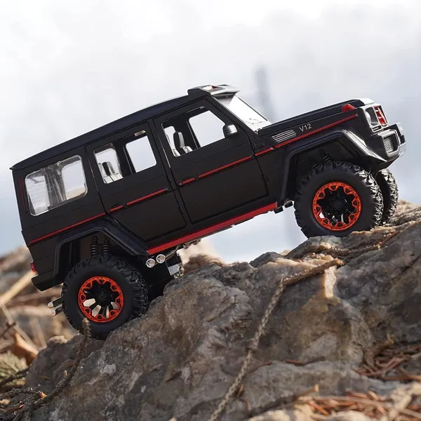 Scale_1:32_Mercedes_Amg_G500_Car_Metal_Light_Pullback_Diecast_Metal_Car_For_Kids_(Black,_Pack_Of:_1)