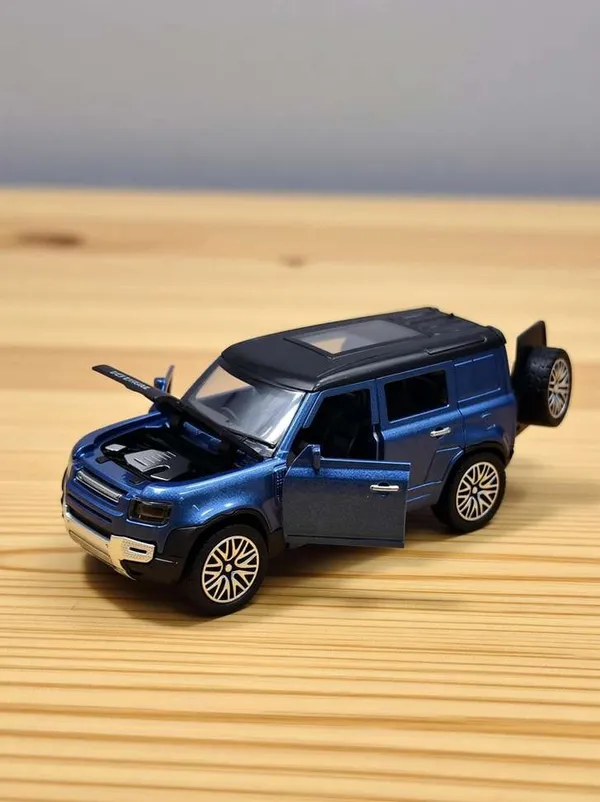 Shofieo_Land_Rover_Defender_Metal_Car_1_36_Diecast_Model_With_Openable_Doors