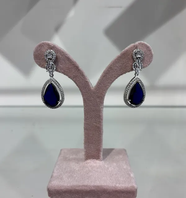 Elegant_Blue_Stone_Drop_Earrings_With_Silver_Detailing