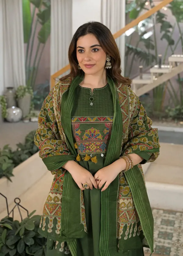 Forest_Green_Embroidered_Kurta_Set_with_Printed_Dupatta_|_Ethnic_Cotton_Blend_Suit_for_Women