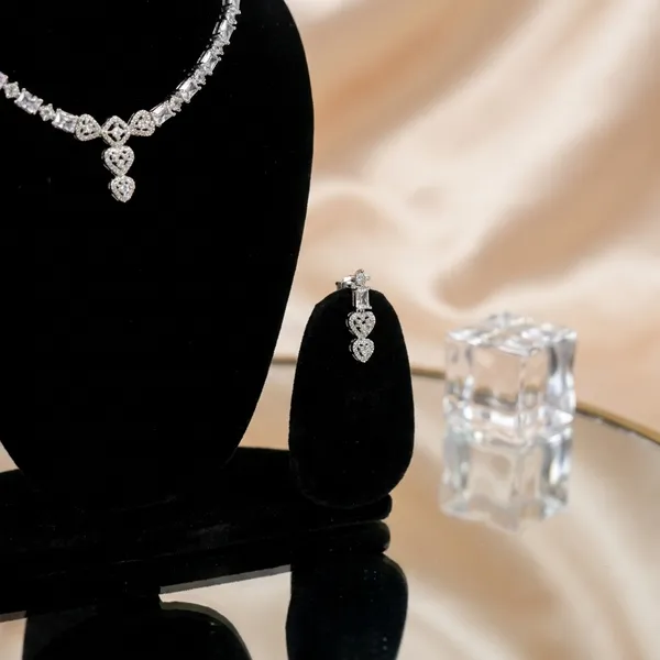 Elegant_Silver_Toned_Body_Chain_Jewelry_Set