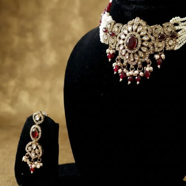 Multicolor_Elegant_Necklace_Set_For_Women