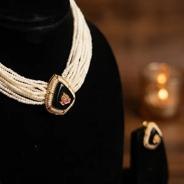 Multicolor_Elegant_Necklace_Set_For_Women
