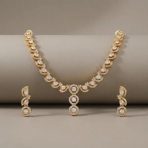 Gold_Toned_Crystal_Studded_Necklace_And_Earring_Set
