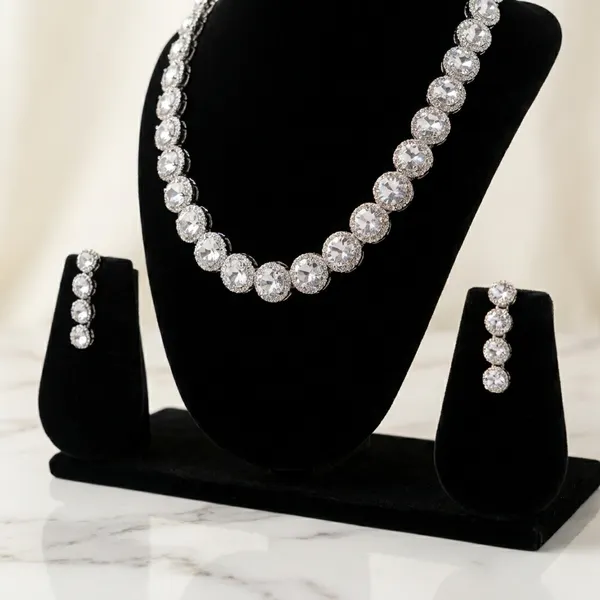 Sparkling_Crystal_Tennis_Bracelet_Silver_Tone