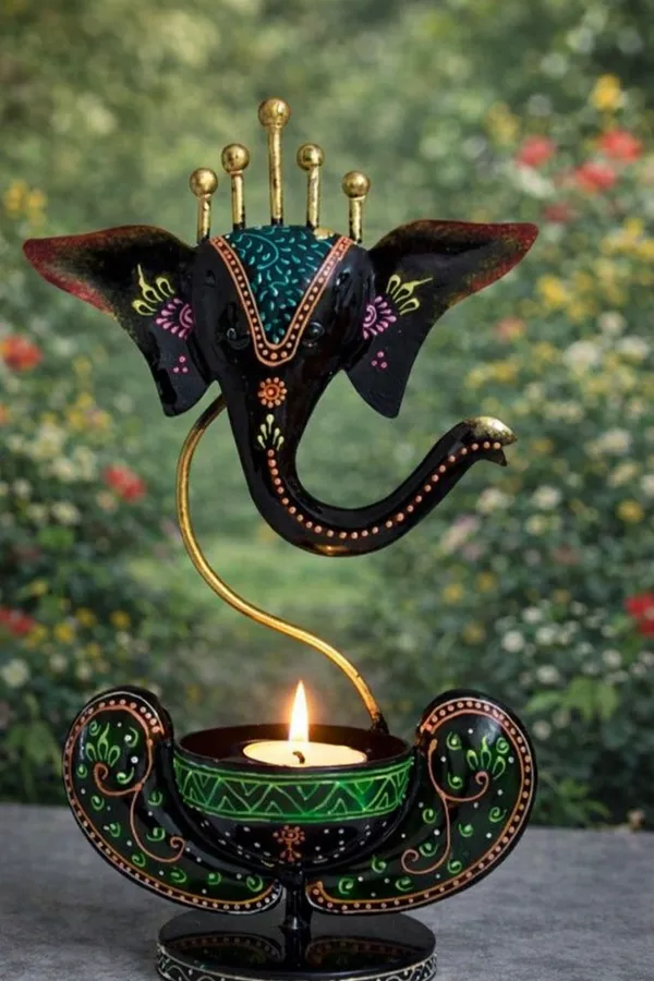 Decorative_Elephant_Candle_Holder_Handcrafted_Metal_Tea_Light_Stand