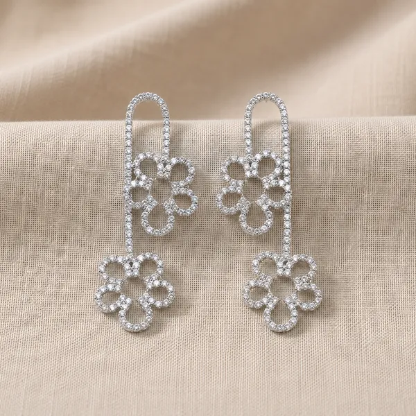 Silver_Elegant_Floral_Crystal_Drop_Earrings