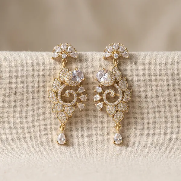 Gold_Elegant_Crystal_Floral_Drop_Earrings