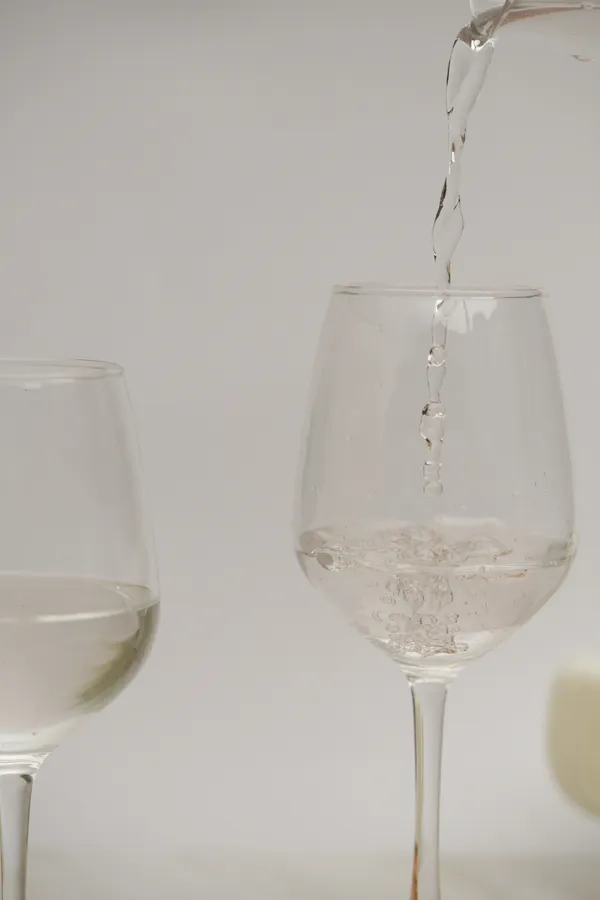 Vino_Luxe_Classic_Wine_Glass_Set_Of_2_360Ml