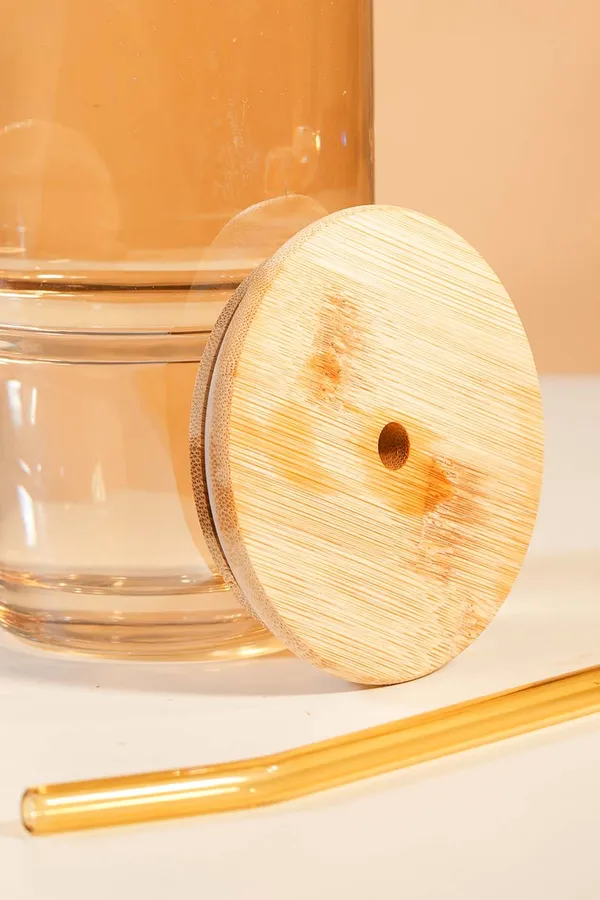 Stam_Amber_Glass_Tumbler_With_Wooden_Lid_Glass_Straw_750Ml