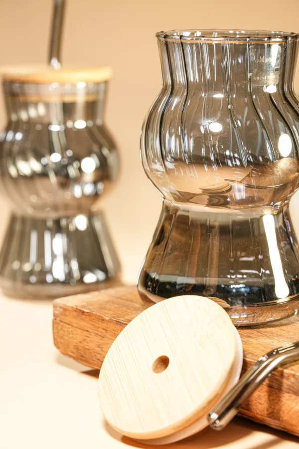 Smoke_Wave_Glass_Tumbler_With_Wooden_Lid_Glass_Straw_Set_Of_2_480Ml