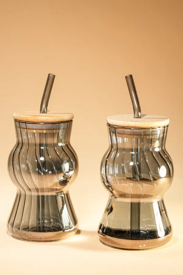 Smoke_Wave_Glass_Tumbler_With_Wooden_Lid_Glass_Straw_Set_Of_2_480Ml