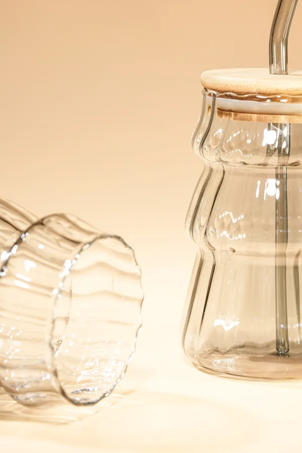 Smoke_Ripple_Glass_Tumbler_With_Wooden_Lid_Glass_Straw_Set_Of_2_480Ml