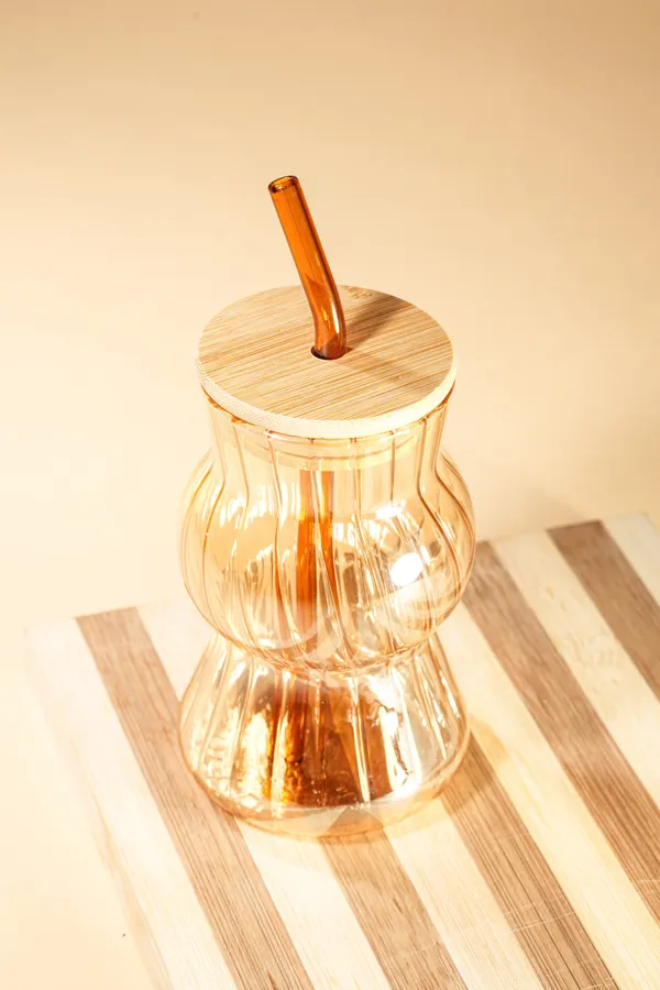 Amber_Wave_Glass_Tumbler_With_Wooden_Lid_Glass_Straw_Set_Of_2_480Ml
