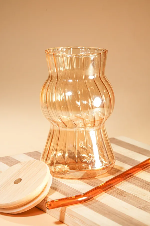 Amber_Wave_Glass_Tumbler_With_Wooden_Lid_Glass_Straw_Set_Of_2_480Ml